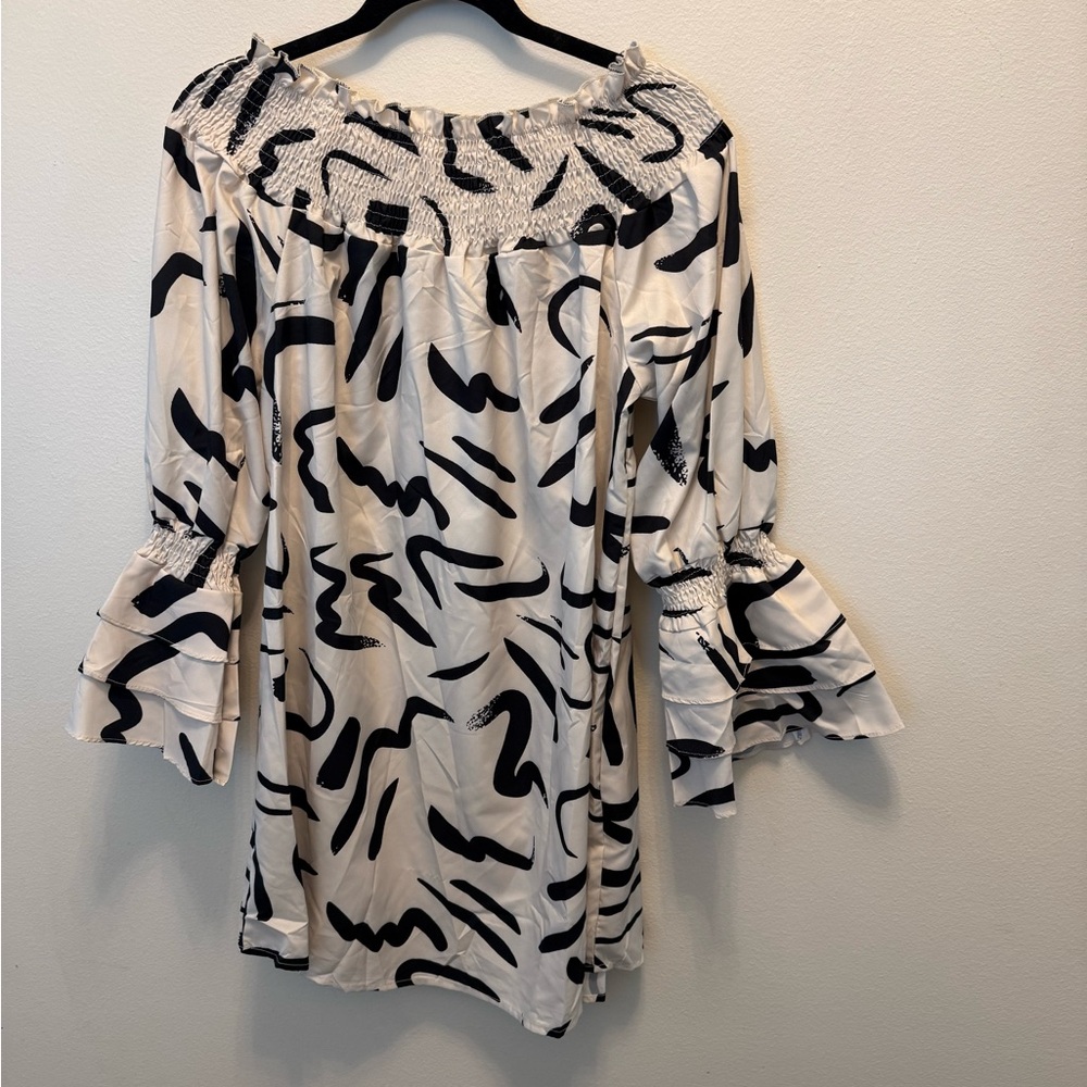 Women's Black and White Off-Shoulder Top
